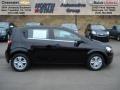 Black - Sonic LT Hatch Photo No. 1