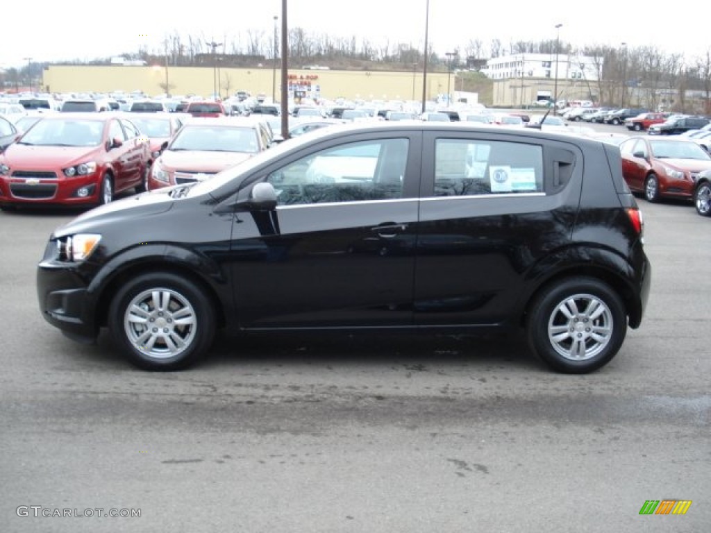 2012 Sonic LT Hatch - Black / Jet Black/Dark Titanium photo #5