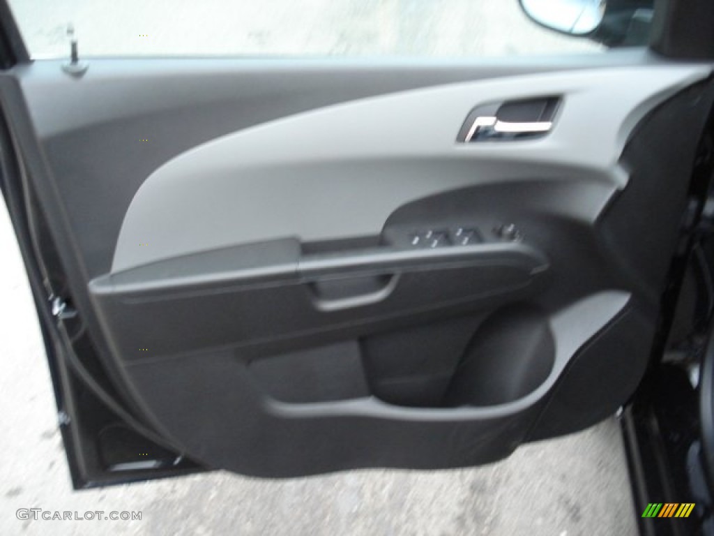 2012 Sonic LT Hatch - Black / Jet Black/Dark Titanium photo #12