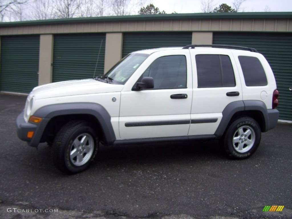 2005 Liberty Sport 4x4 - Stone White / Medium Slate Gray photo #1