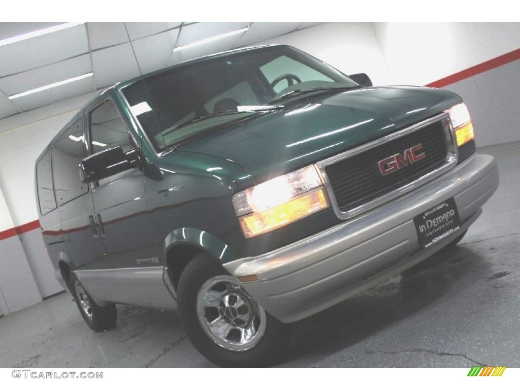 1999 Safari SLE AWD - Forest Green Metallic / Pewter photo #1