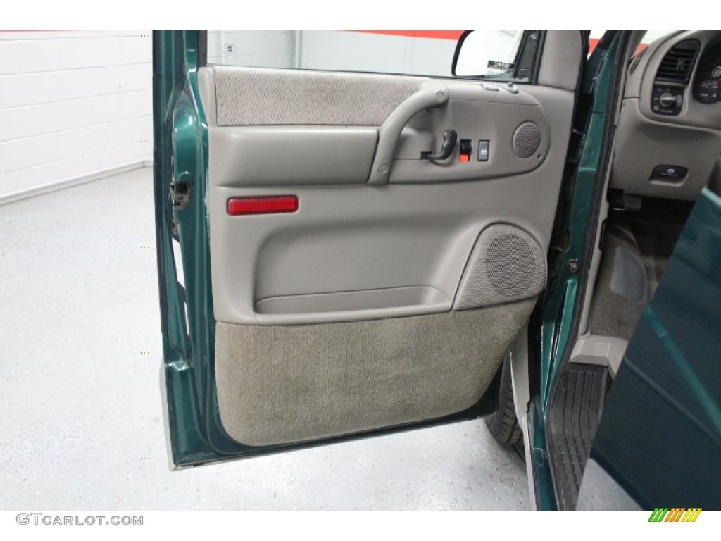 1999 Safari SLE AWD - Forest Green Metallic / Pewter photo #47