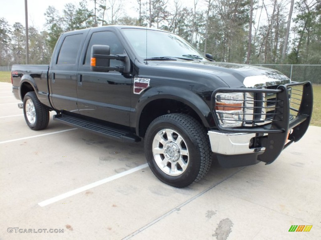 Black Ford F250 Super Duty