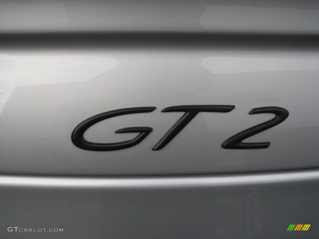 2002 Porsche 911 GT2 Marks and Logos Photos