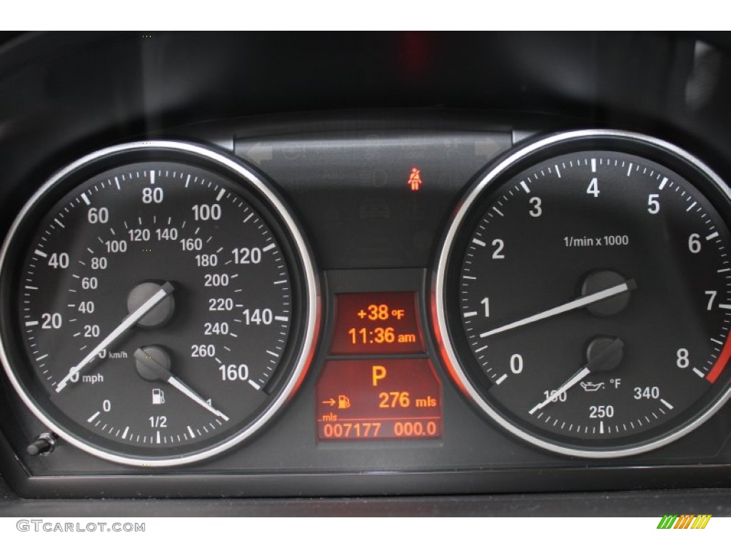 2011 3 Series 328i xDrive Coupe - Alpine White / Black photo #17
