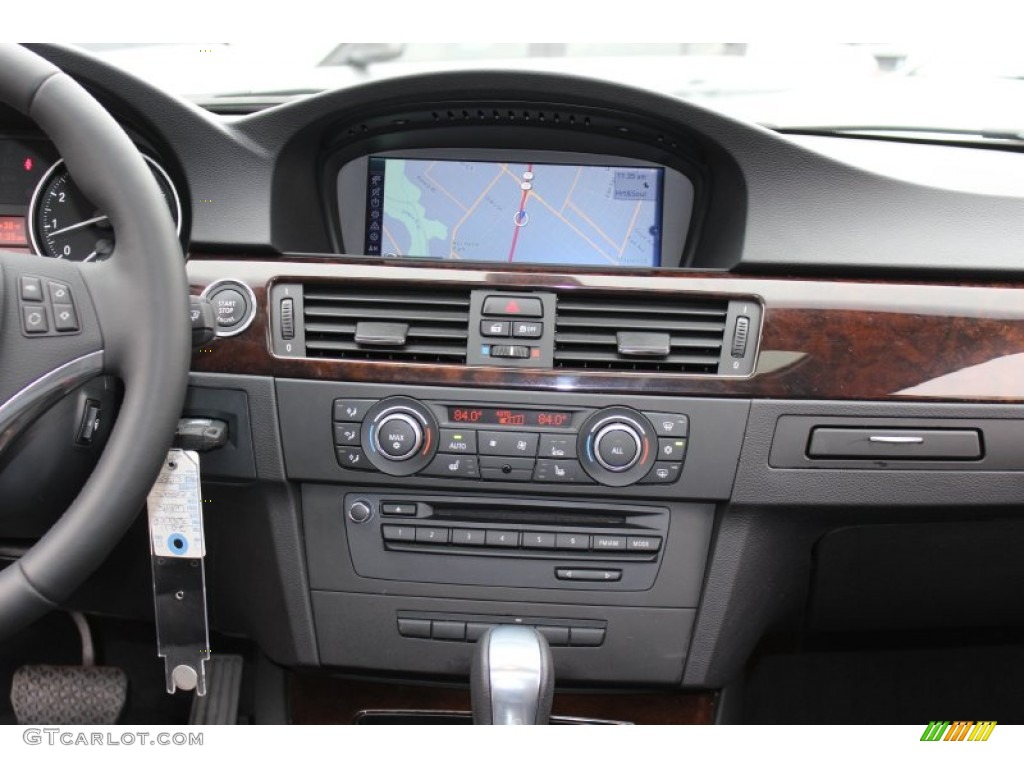 2011 3 Series 328i xDrive Coupe - Alpine White / Black photo #18