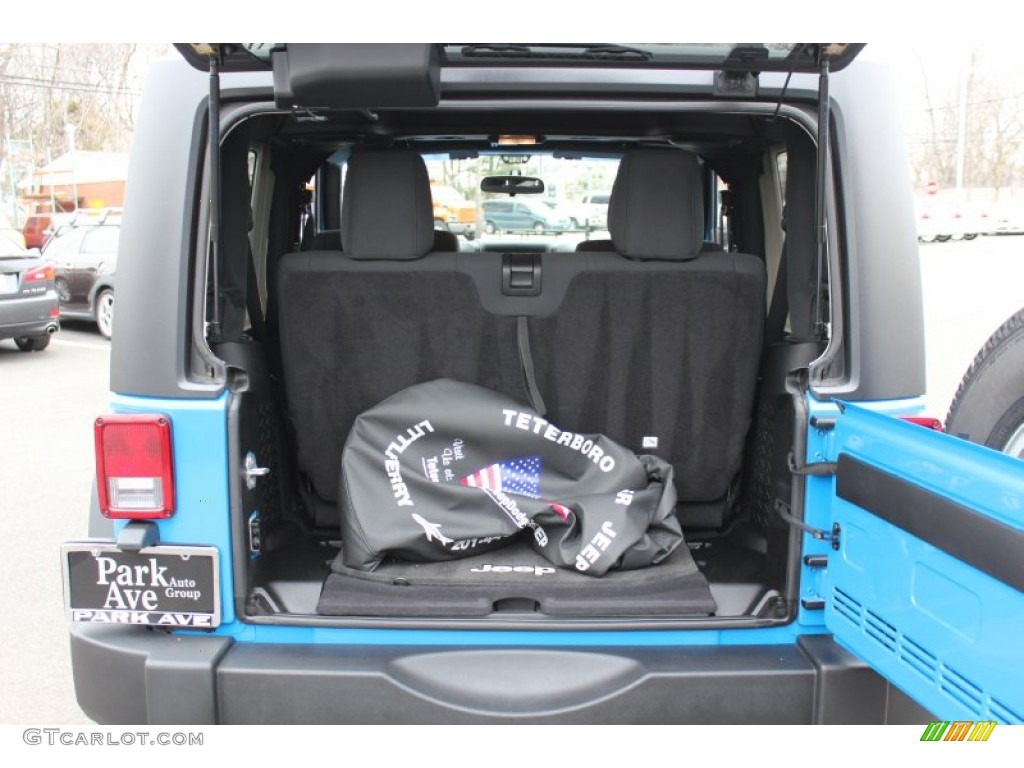 2011 Wrangler Sport S 4x4 - Cosmos Blue / Black photo #20