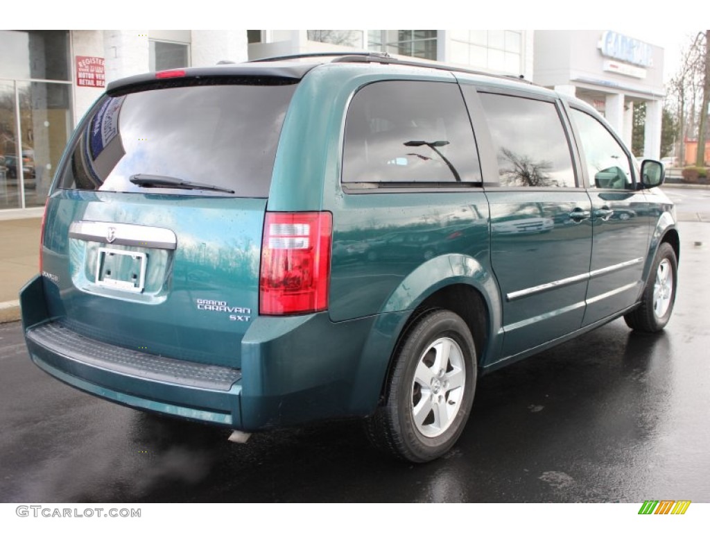 2009 Grand Caravan SXT - Melbourne Green Pearl / Dark Slate Gray/Light Shale photo #2