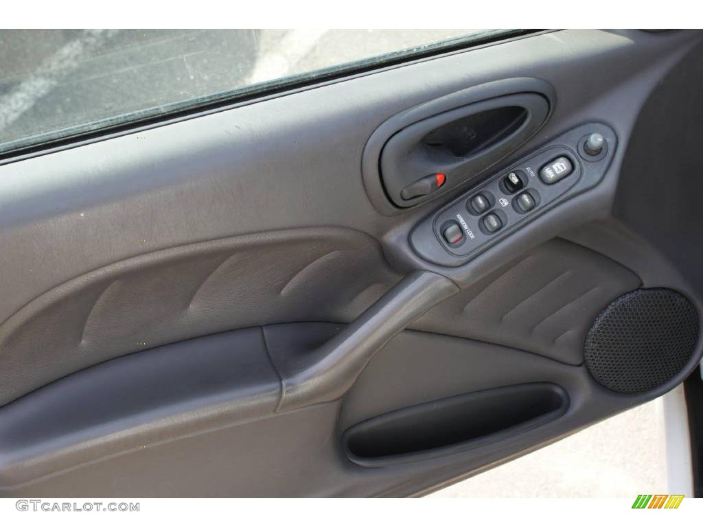 2000 Grand Am GT Sedan - Arctic White / Dark Pewter photo #12