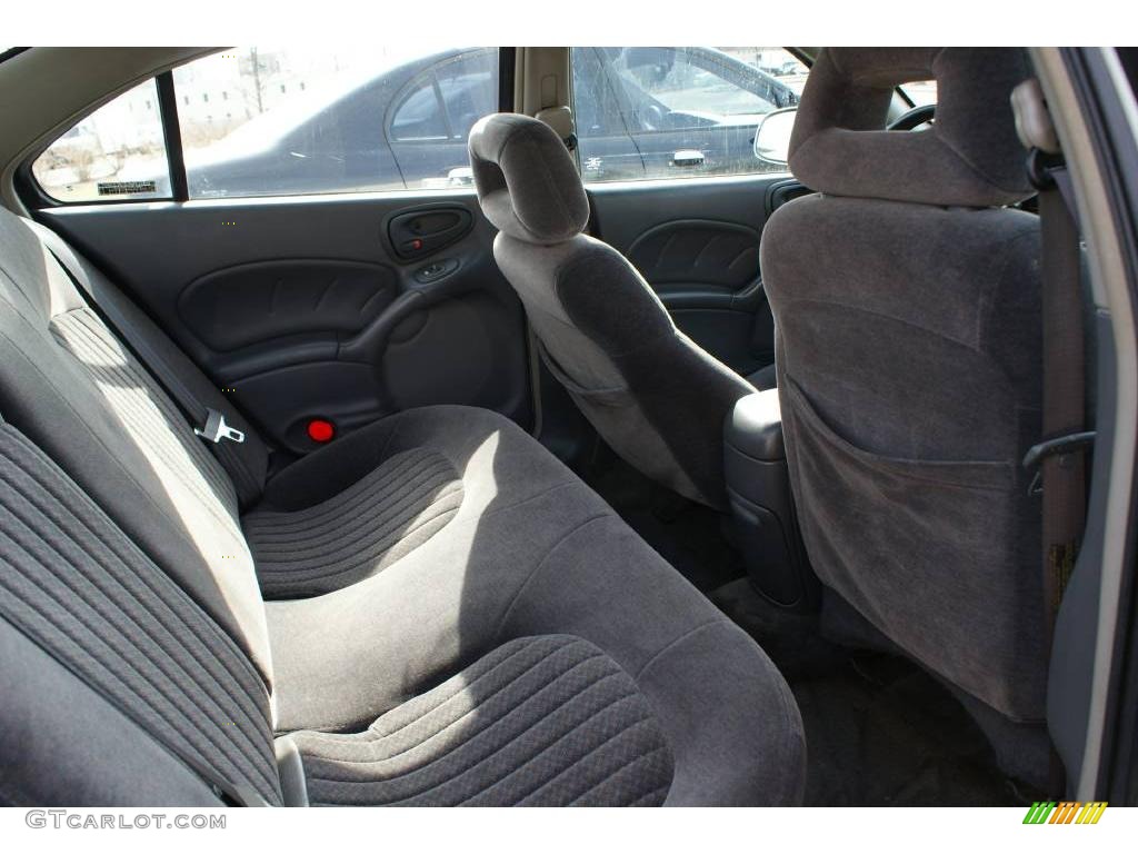 2000 Grand Am GT Sedan - Arctic White / Dark Pewter photo #14