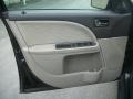 Black Clearcoat - Taurus SEL Photo No. 17