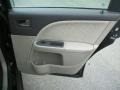 Black Clearcoat - Taurus SEL Photo No. 24