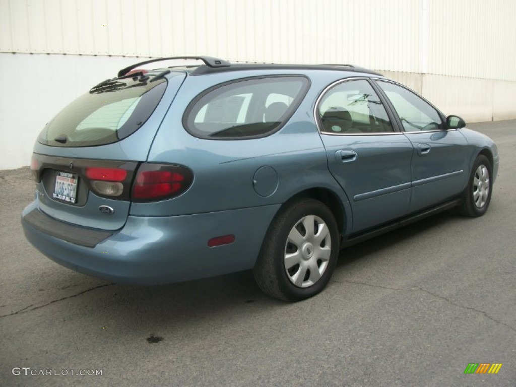 2005 Taurus SE Wagon - Windveil Blue Metallic / Medium/Dark Flint photo #2