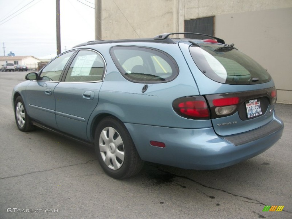 2005 Taurus SE Wagon - Windveil Blue Metallic / Medium/Dark Flint photo #4