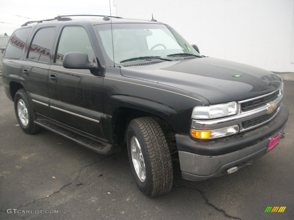 2004 Tahoe LT 4x4 - Black / Gray/Dark Charcoal photo #1