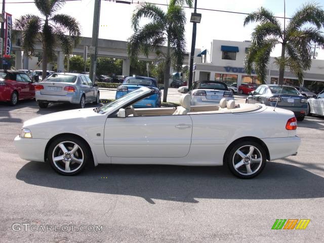 2004 C70 High Pressure Turbo - White / Beige photo #2