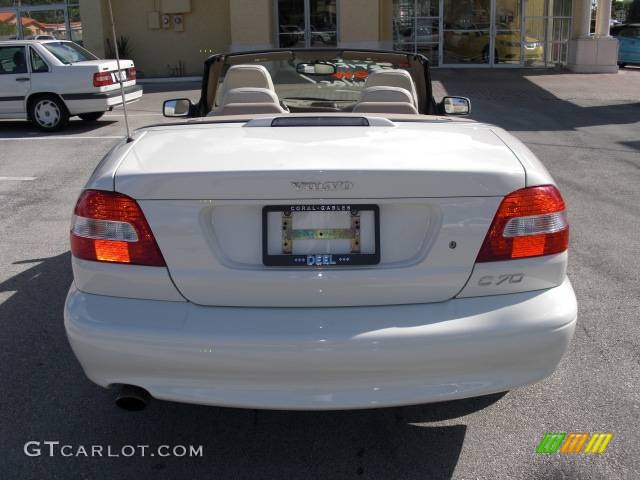 2004 C70 High Pressure Turbo - White / Beige photo #4