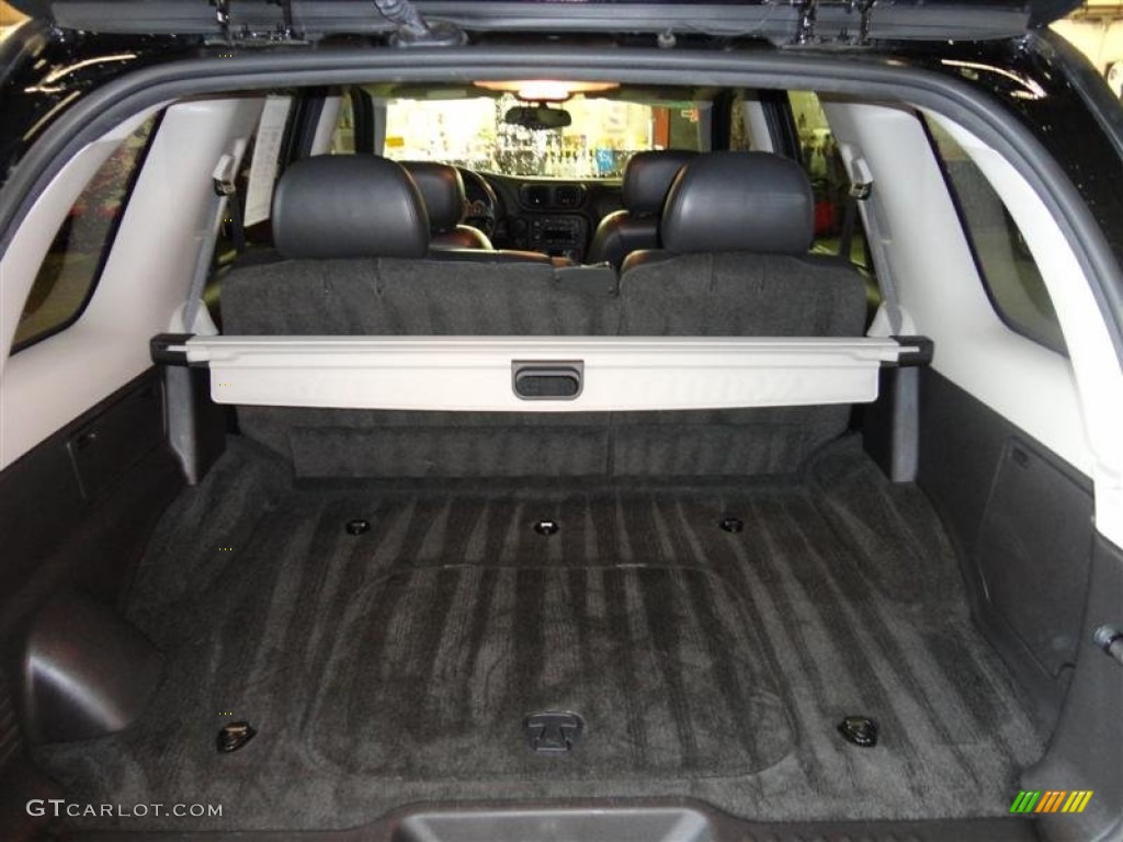 2008 Chevrolet TrailBlazer SS Trunk Photo #61777142