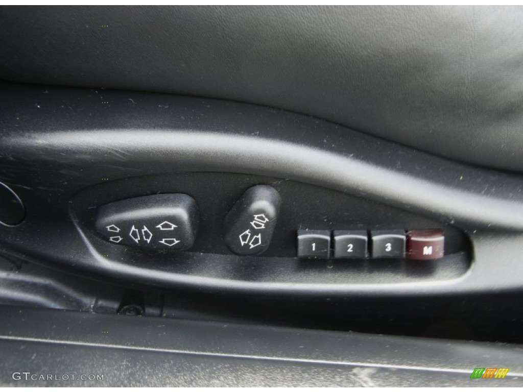 2004 BMW M3 Convertible Controls Photo #61778006