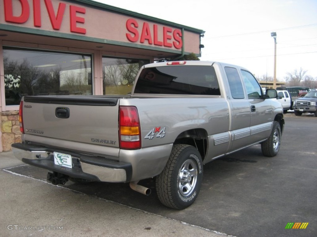 2002 Silverado 1500 LS Extended Cab 4x4 - Light Pewter Metallic / Graphite Gray photo #10