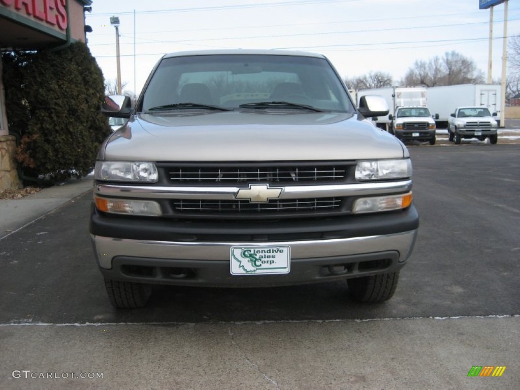 2002 Silverado 1500 LS Extended Cab 4x4 - Light Pewter Metallic / Graphite Gray photo #11