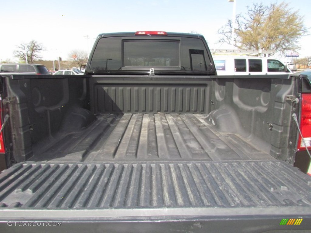 2007 Titan SE Crew Cab - Galaxy Black / Steel Gray photo #18