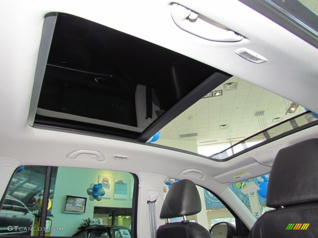 2012 Volkswagen Tiguan SEL 4Motion Sunroof Photo #61782065