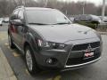Graphite Gray Pearl - Outlander SE 4WD Photo No. 3
