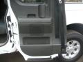 2004 White Nissan Titan XE King Cab 4x4  photo #29