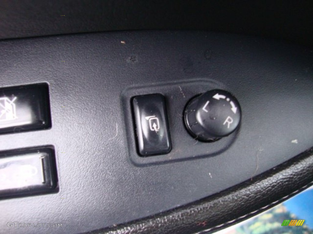 2010 Armada Platinum 4WD - Tuscan Sun Red Pearl / Charcoal photo #22