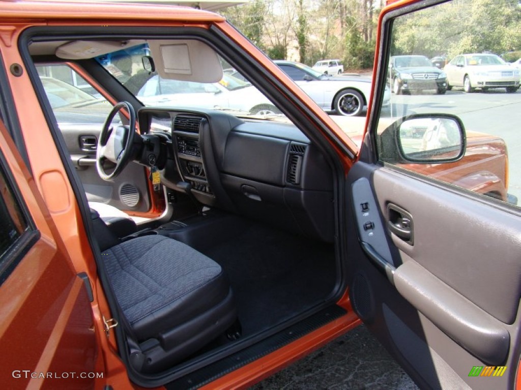 2001 Cherokee Sport - Amber Fire Pearl / Agate photo #13