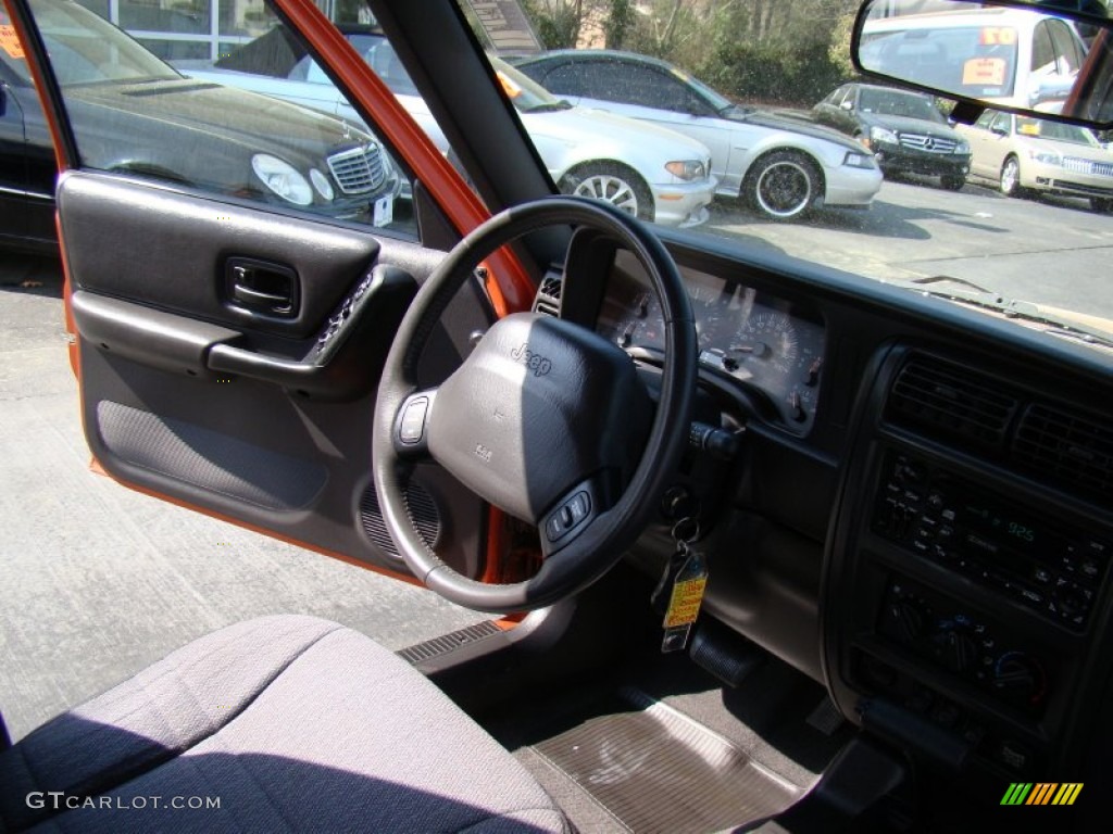 2001 Cherokee Sport - Amber Fire Pearl / Agate photo #16