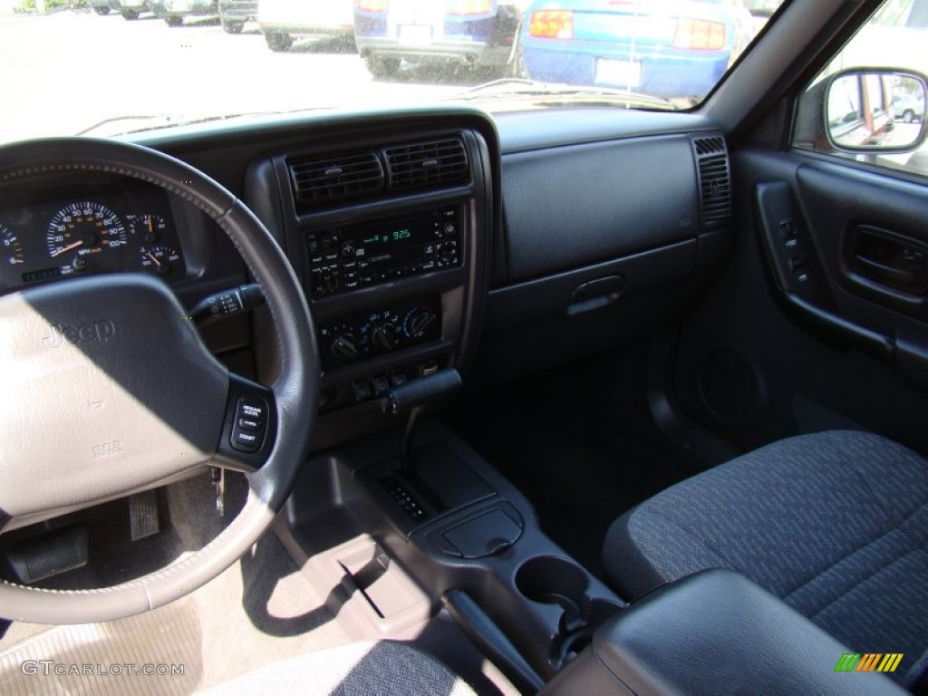 2001 Cherokee Sport - Amber Fire Pearl / Agate photo #17