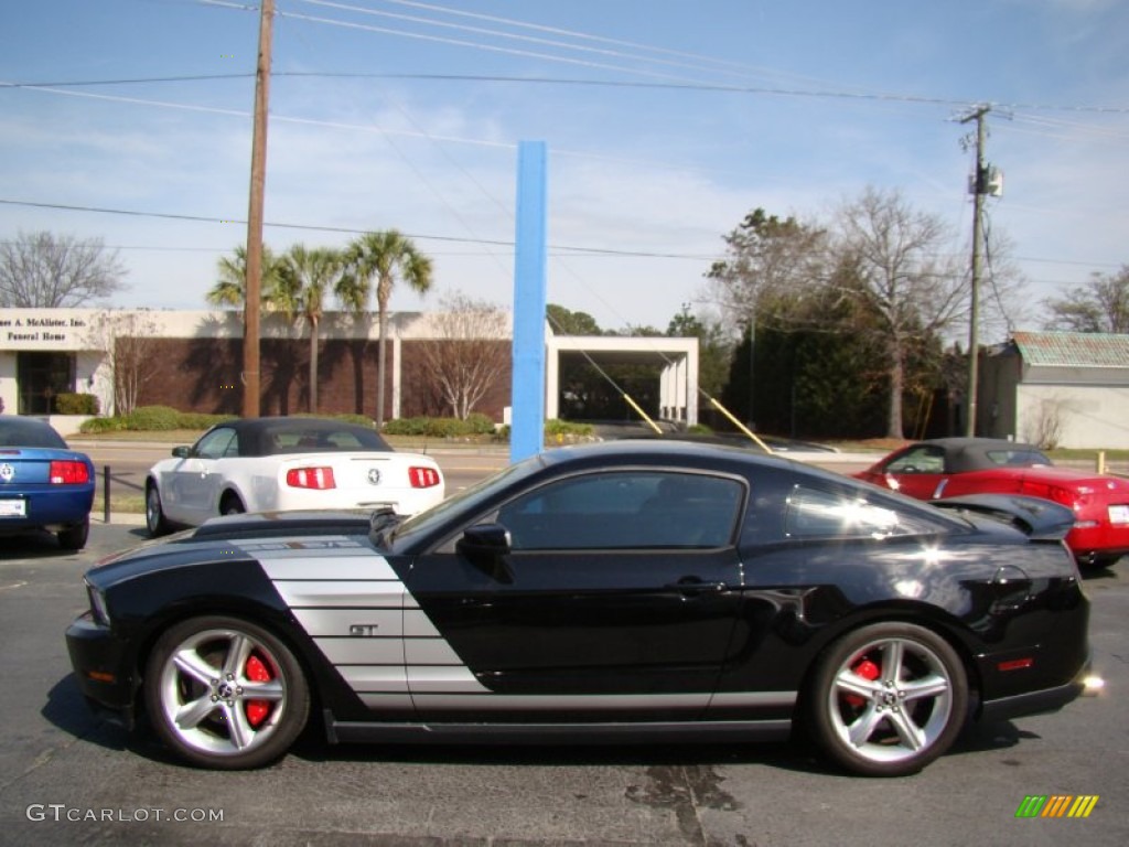 Black 2010 Ford Mustang GT Coupe Exterior Photo #61792278