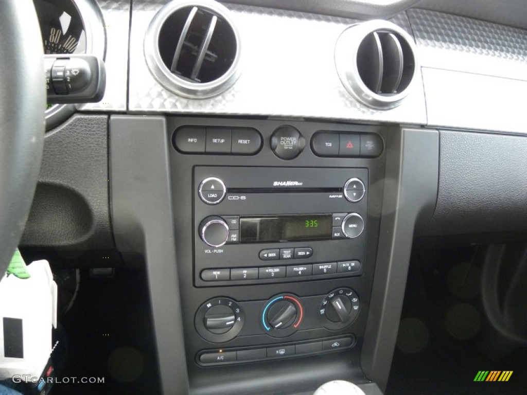 2008 Ford Mustang Bullitt Coupe Controls Photo #61796144