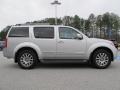 2010 Silver Lightning Metallic Nissan Pathfinder SE  photo #6