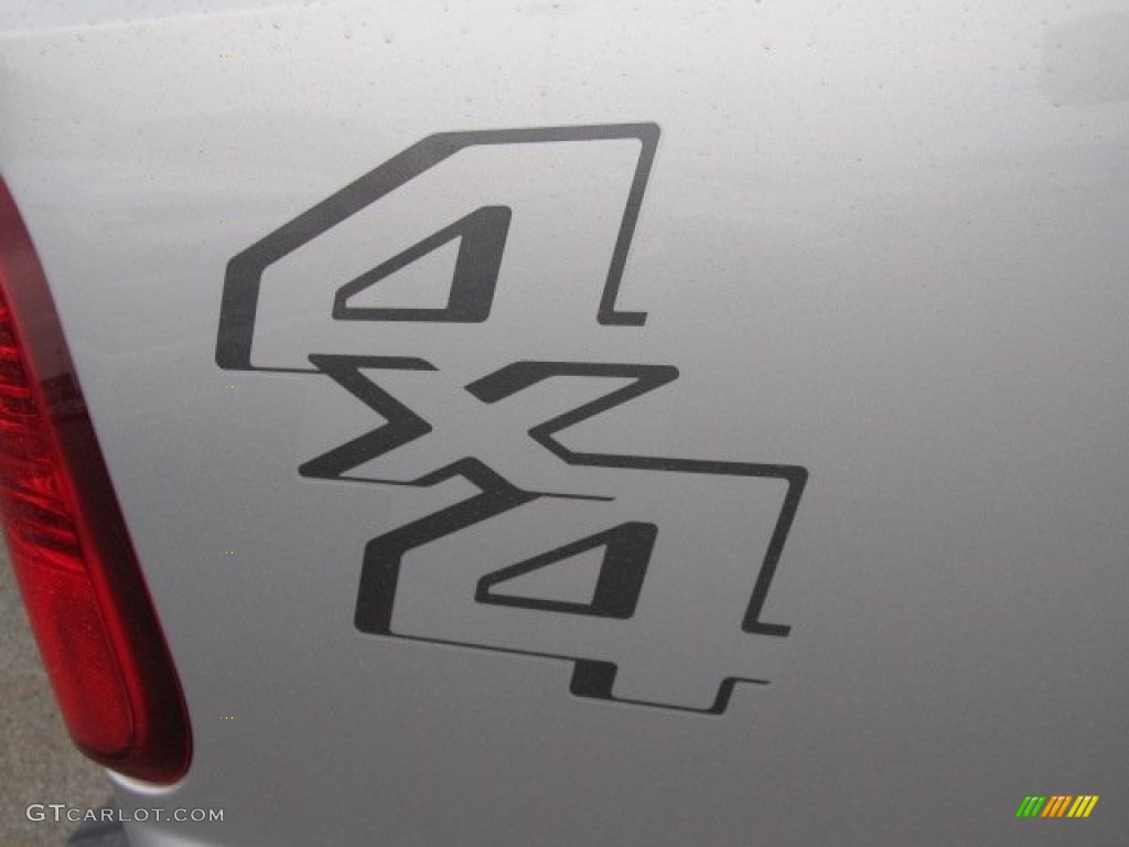 2012 Ford F250 Super Duty XL Crew Cab 4x4 Marks and Logos Photos