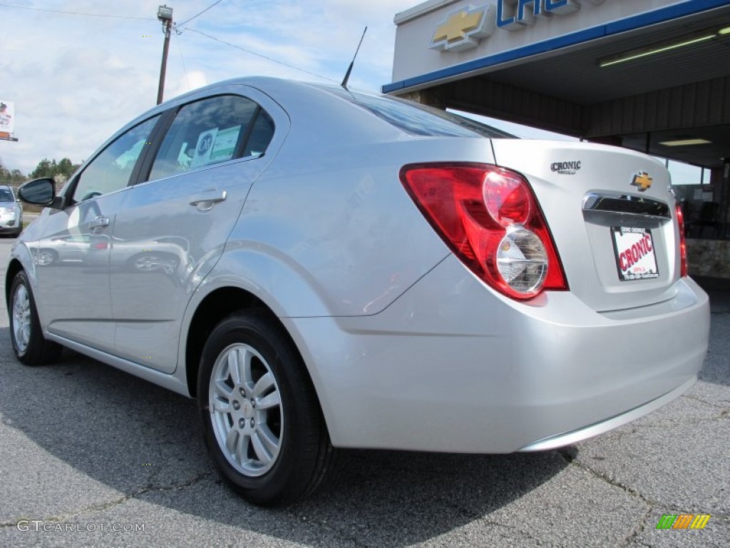 2012 Sonic LT Sedan - Silver Ice Metallic / Dark Pewter/Dark Titanium photo #5
