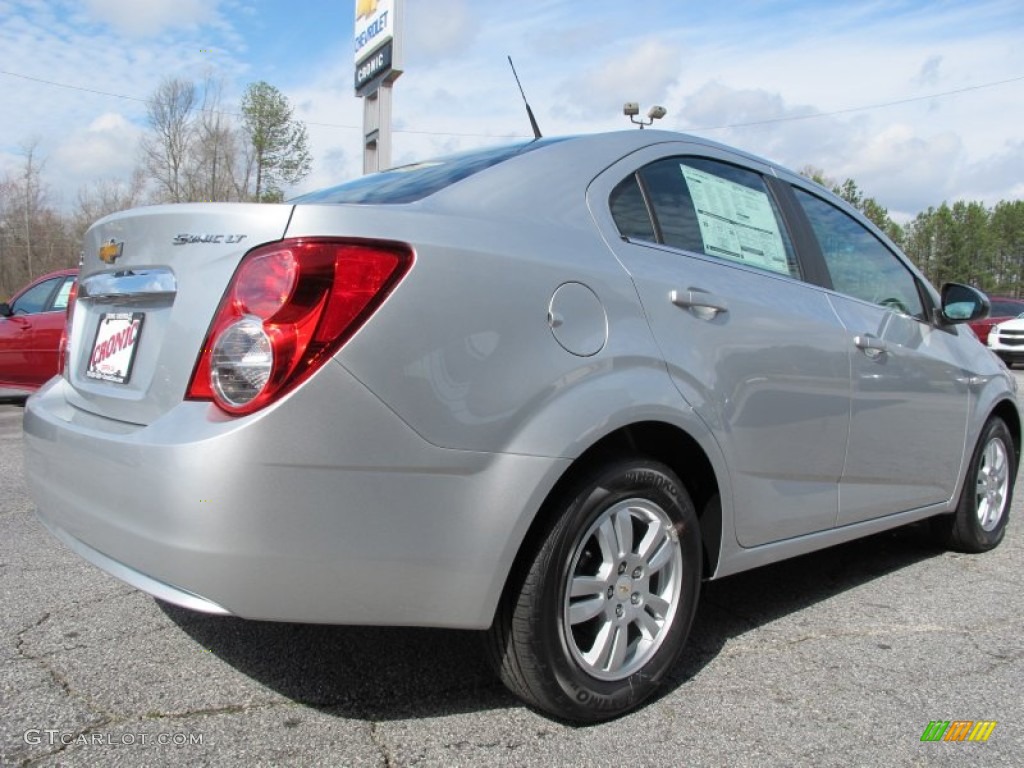 2012 Sonic LT Sedan - Silver Ice Metallic / Dark Pewter/Dark Titanium photo #7