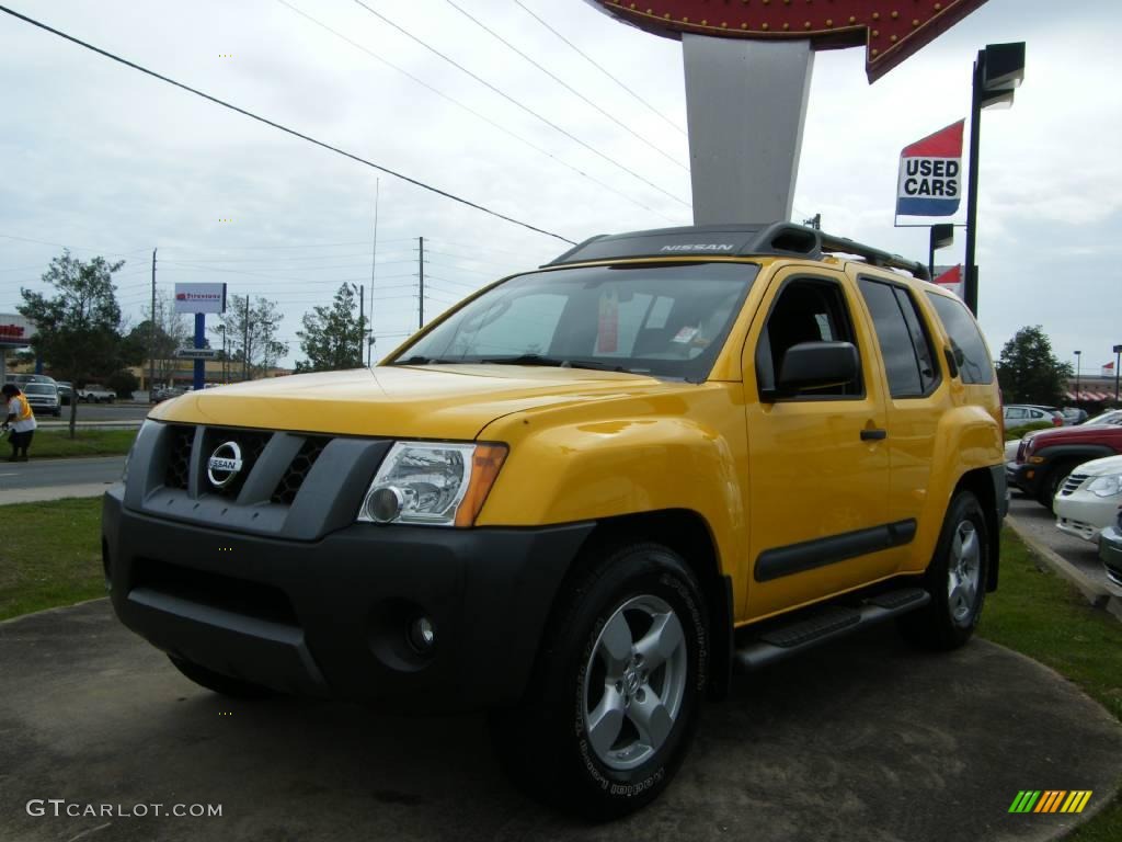 2006 Xterra SE - Solar Yellow / Graphite photo #1