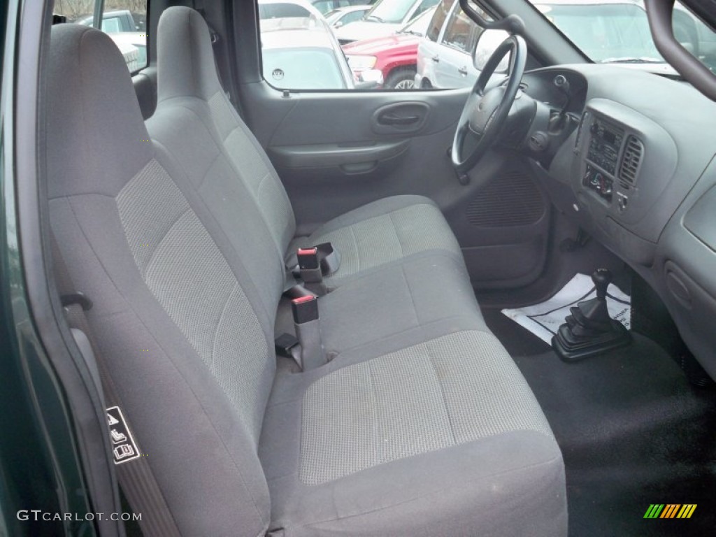 2002 F150 XL Regular Cab 4x4 - Dark Highland Green Metallic / Medium Graphite photo #11