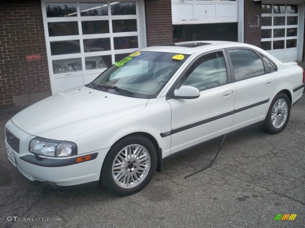 2001 S80 T6 - White / Taupe/Light Taupe photo #1