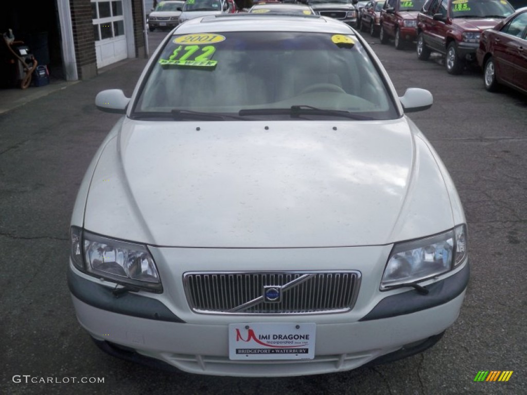 2001 S80 T6 - White / Taupe/Light Taupe photo #2