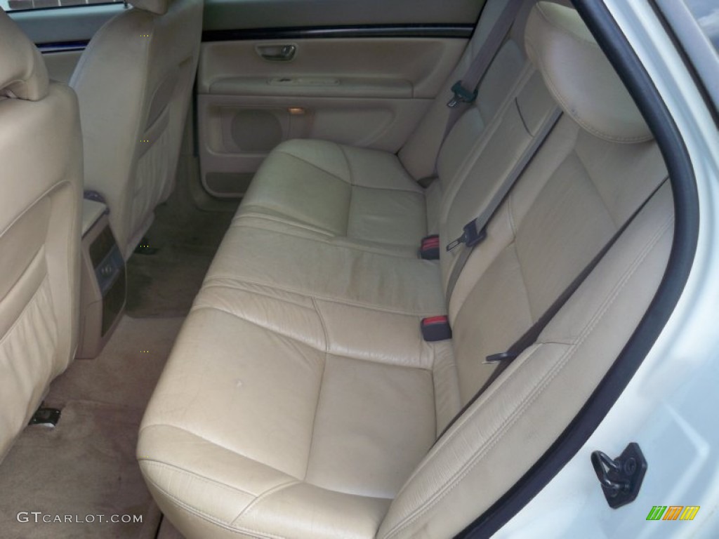 2001 S80 T6 - White / Taupe/Light Taupe photo #11
