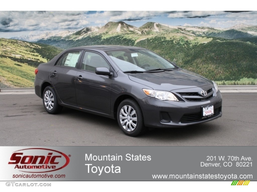 Magnetic Gray Metallic Toyota Corolla