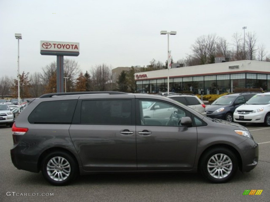 2012 Sienna XLE - Predawn Gray Mica / Light Gray photo #1