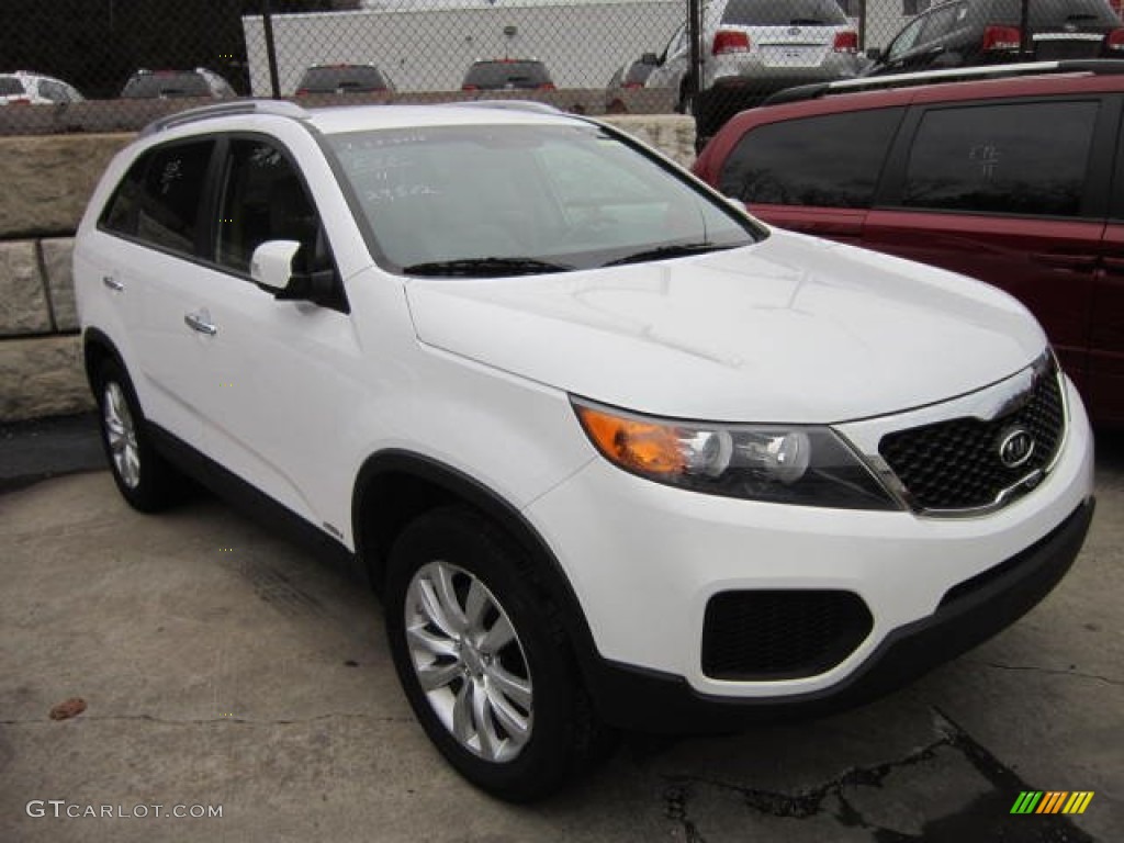 2011 Sorento LX V6 AWD - Snow White Pearl / Black photo #1