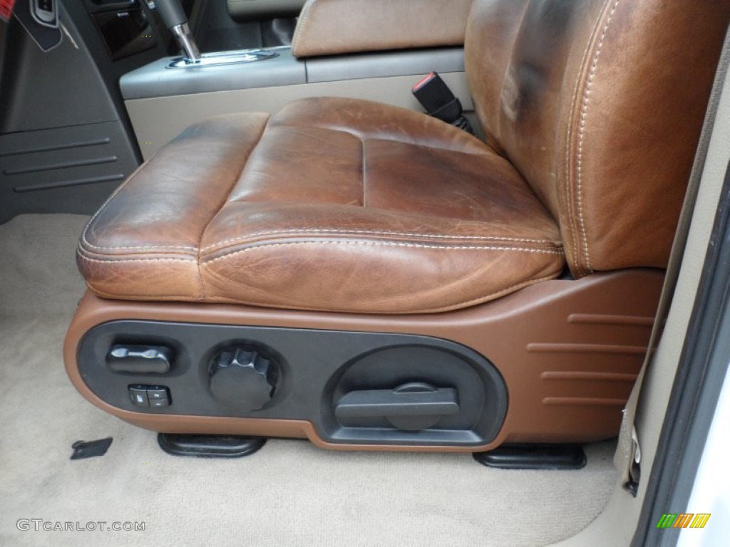 2006 F150 King Ranch SuperCrew 4x4 - Oxford White / Castano Brown Leather photo #31