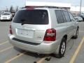 2004 Millenium Silver Metallic Toyota Highlander V6 4WD  photo #2