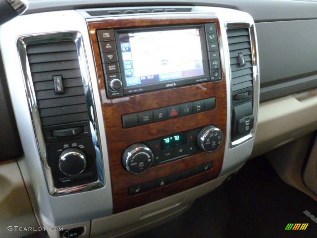 2009 Ram 1500 Laramie Quad Cab 4x4 - Austin Tan Pearl / Light Pebble Beige/Bark Brown photo #23